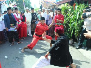 palang-pintu-bang-denis