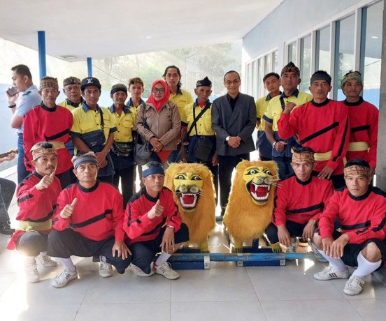 grup-sisingaan-kota-bandung-big-1