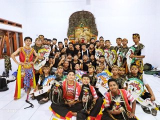 grup-reog-ponorogo-renggo-kusumo