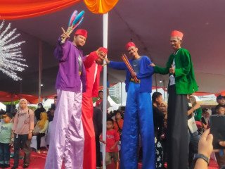 akrobat-show-cheer-production